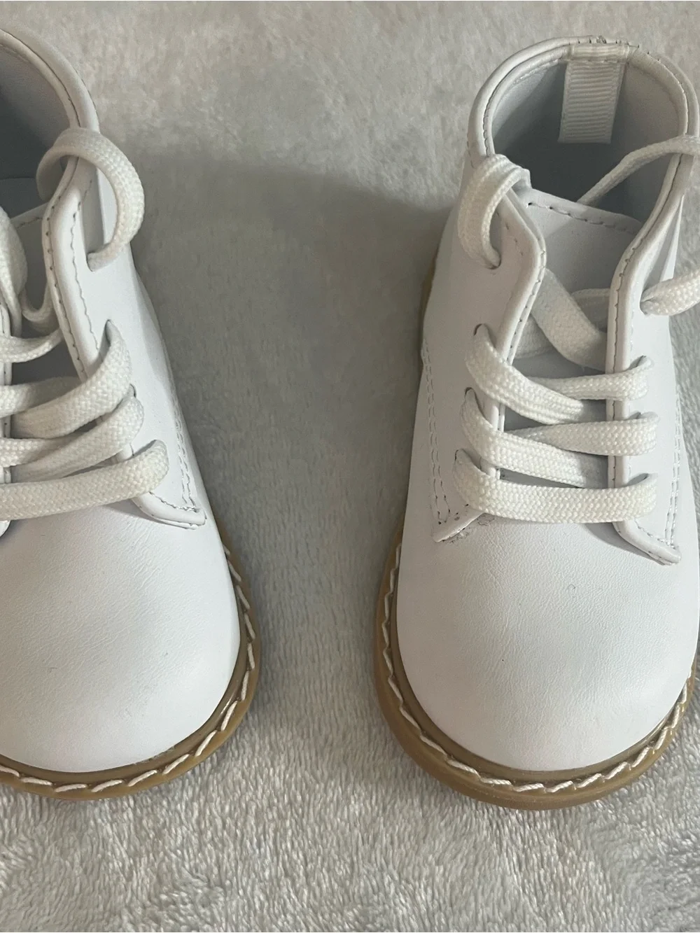 Trimfoot Co. Toddler White Leather Lace Up Walking Shoes Sz 4